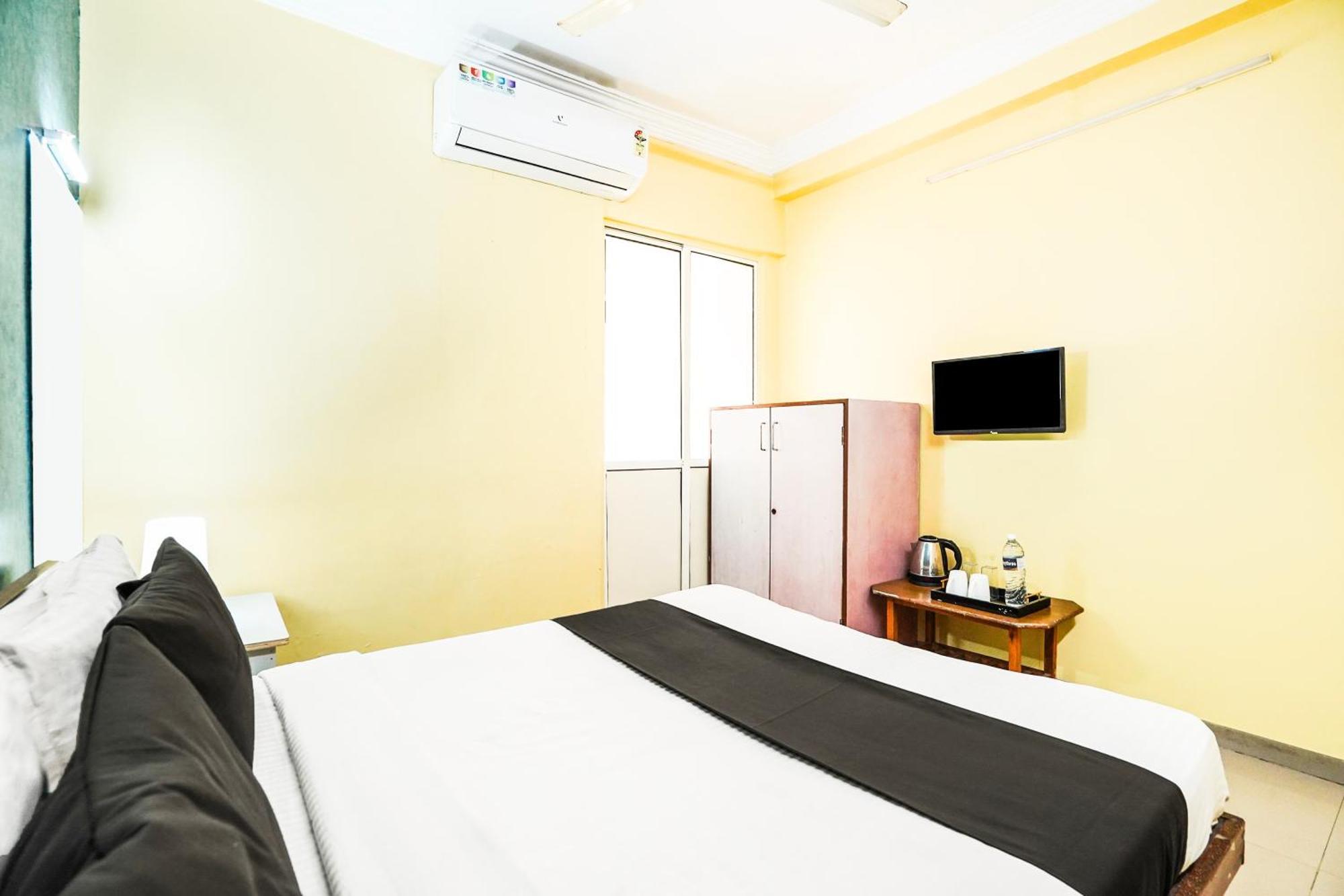 Hotel O Vibrant Residency Ахмедабад Экстерьер фото